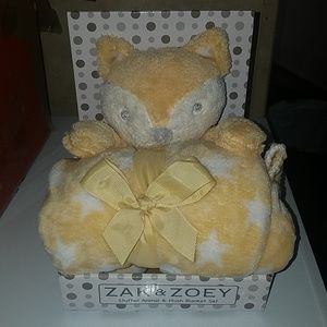 Stuffed animal & plush blanket set